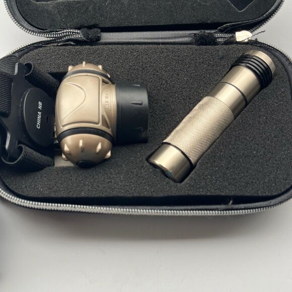 Durabilt LED Headlight & Flashlight Set Work Light Combo Tested & Working - Picture 2 of 7